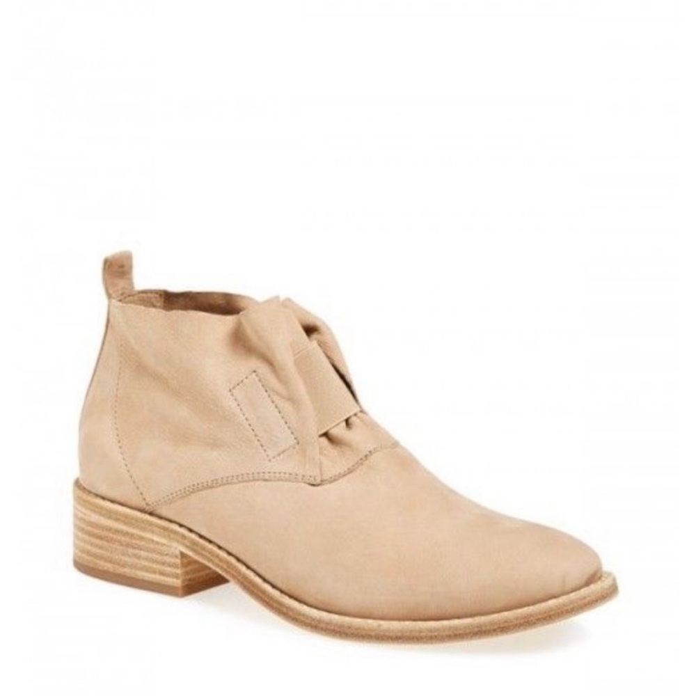 Eileen Fisher Soul Tumbled Nubuck Ankle Bootie